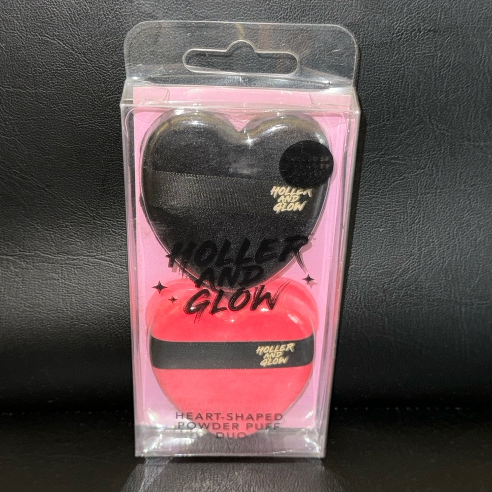 🆕 HOLLER & GLOW - Heart Shaped Power Puff Duo 🩷🖤 Makeup Cosmetics Applicator